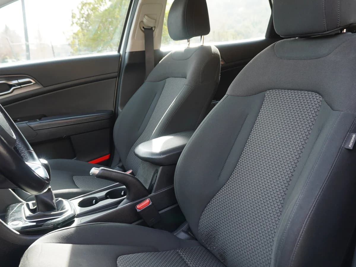 KIA Sportage EX 2.0L MT 2023 - Imagen 28