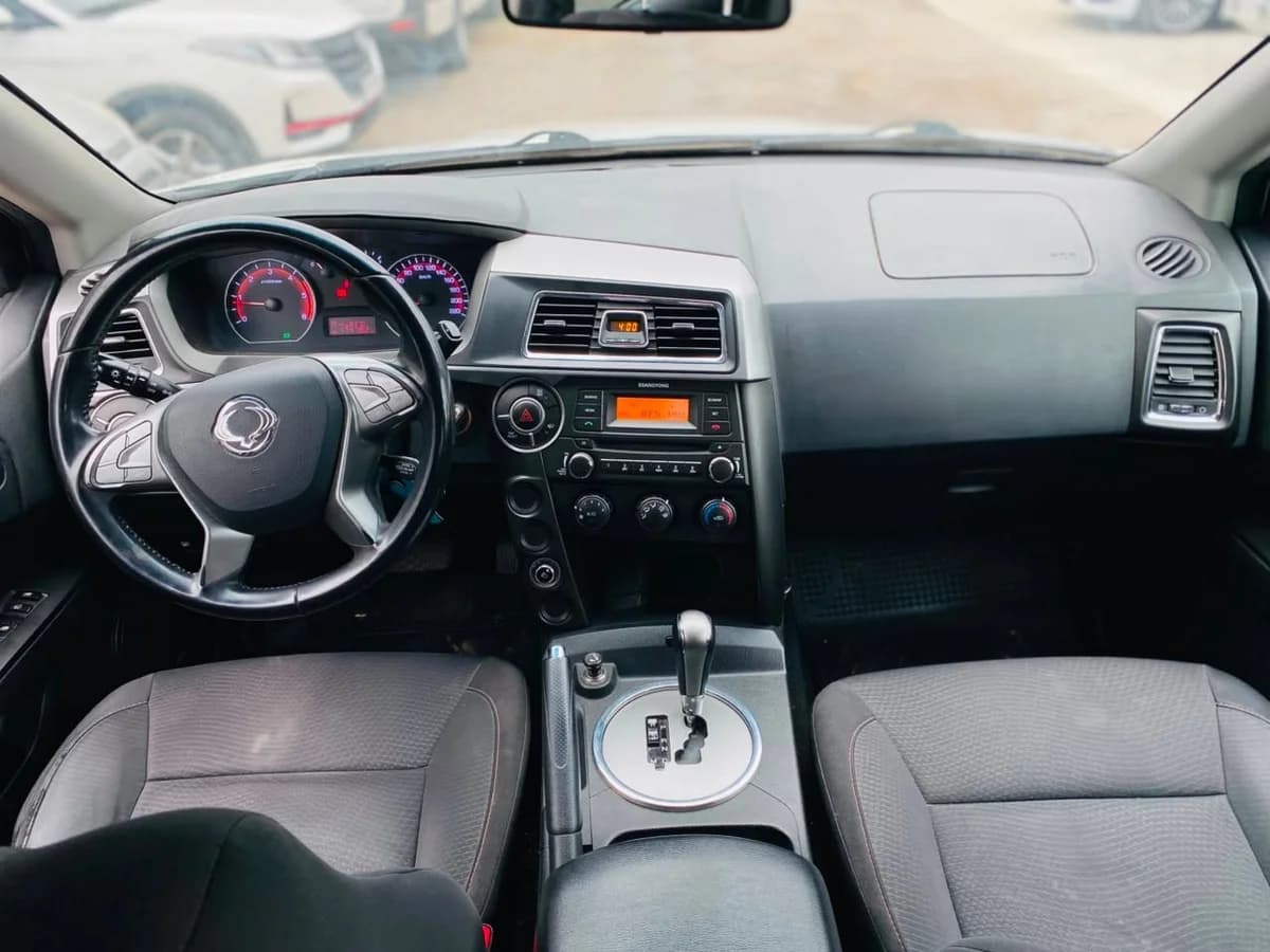 SSANGYONG ACTYON SPORT 2.0 AUT DIESEL 2019 - Imagen 9