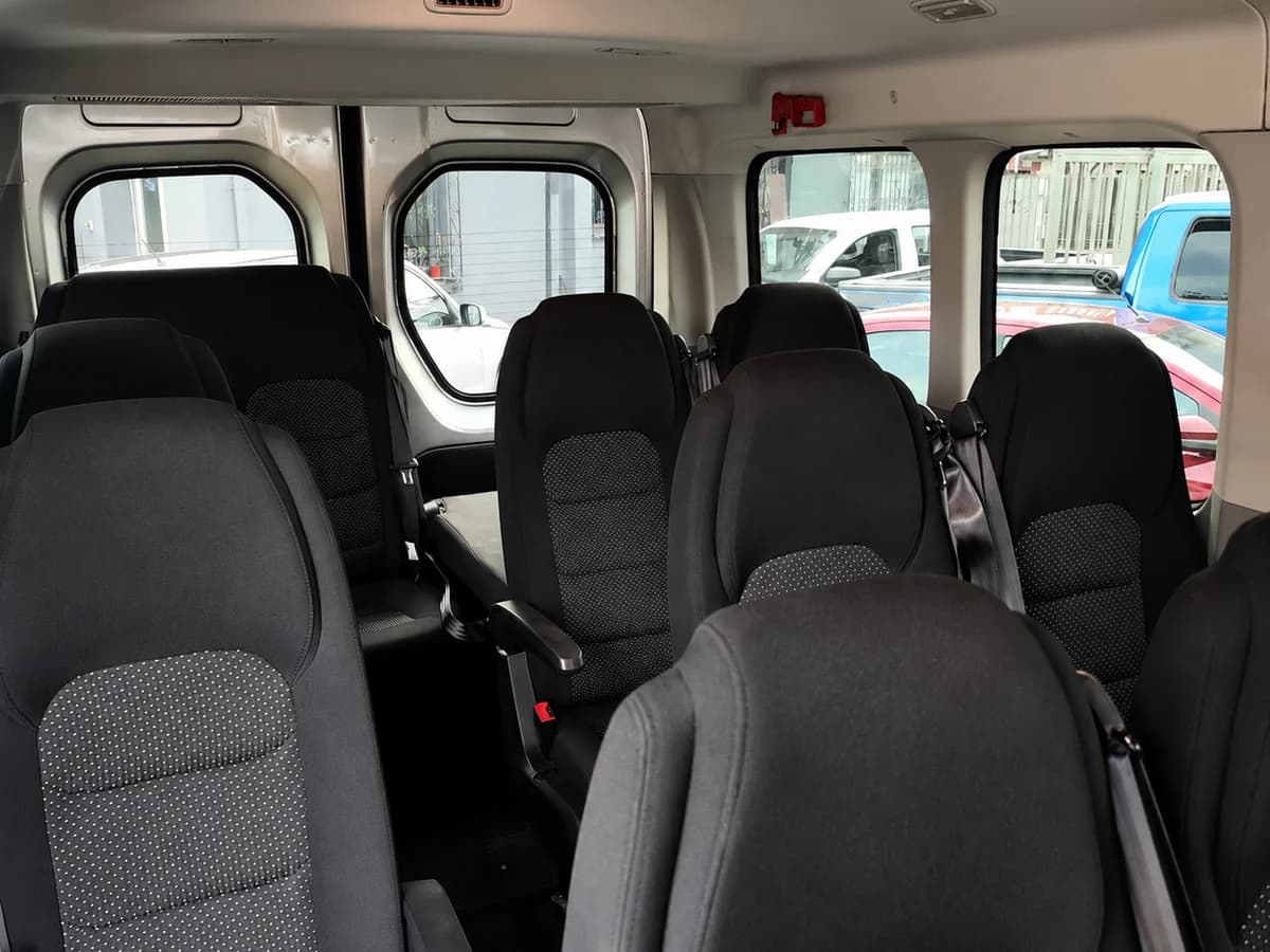 MAXUS Deliver 9 2.0 L3H2 DIESEL 4X2 MINIBUS MT 5P 2024 - Imagen 11