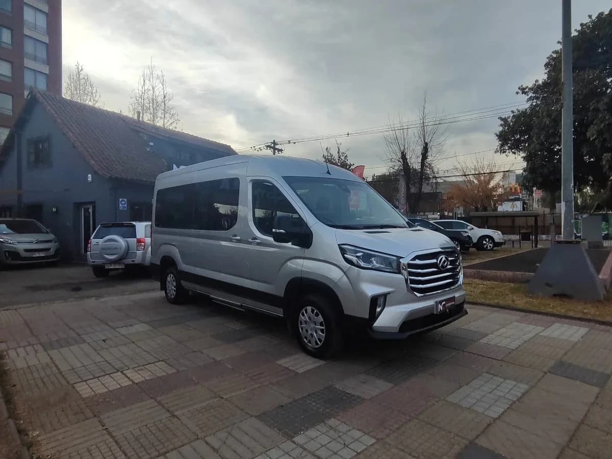 MAXUS Deliver 9 2.0 L3H2 DIESEL 4X2 MINIBUS MT 5P 2024 - Imagen 7