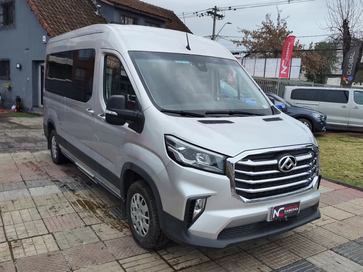MAXUS Deliver 9 2.0 L3H2 DIESEL 4X2 MINIBUS MT 5P 2024 - Imagen 1