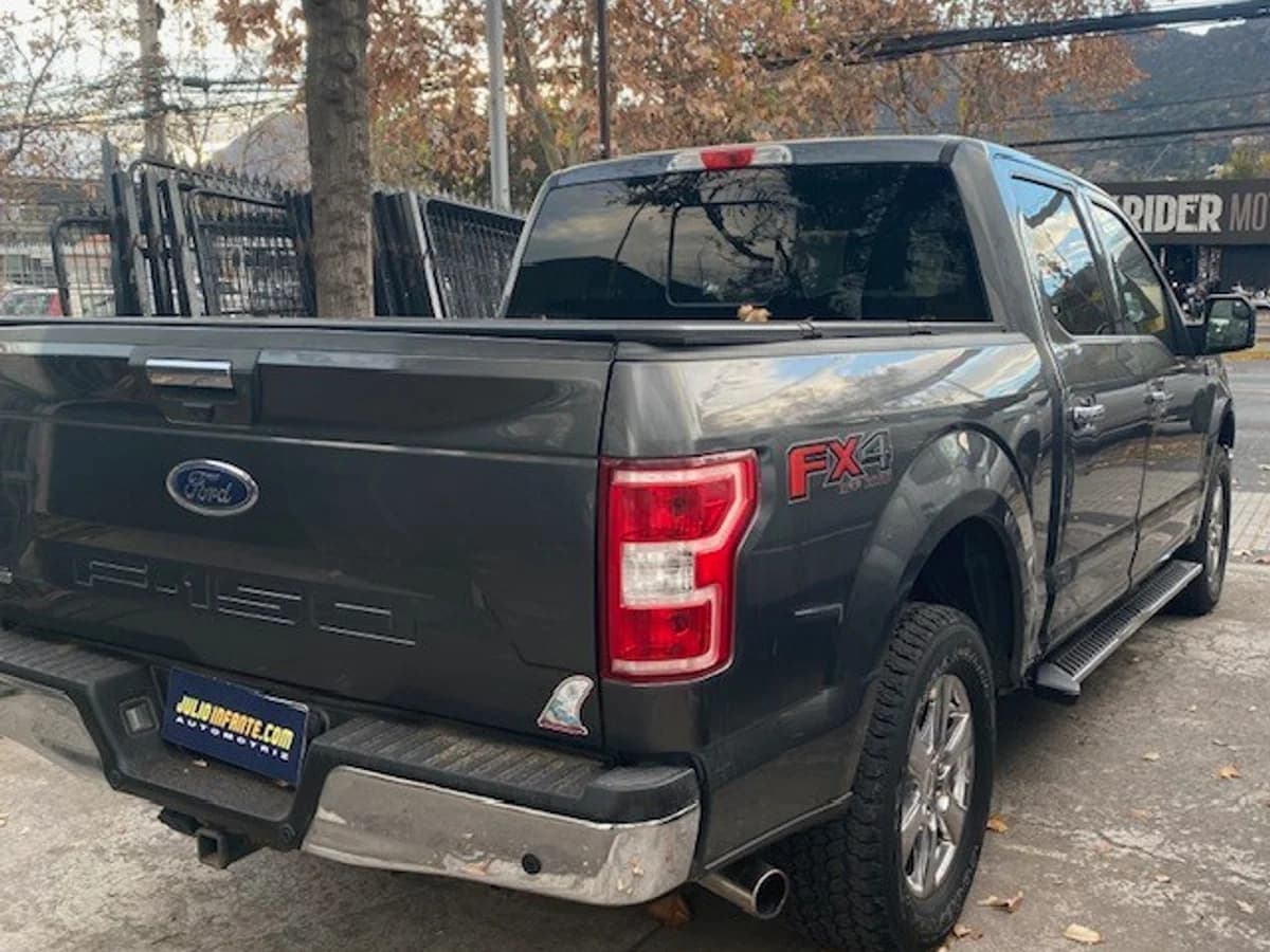 FORD F-150 4x4 5.0 XLT 2019 - Imagen 4