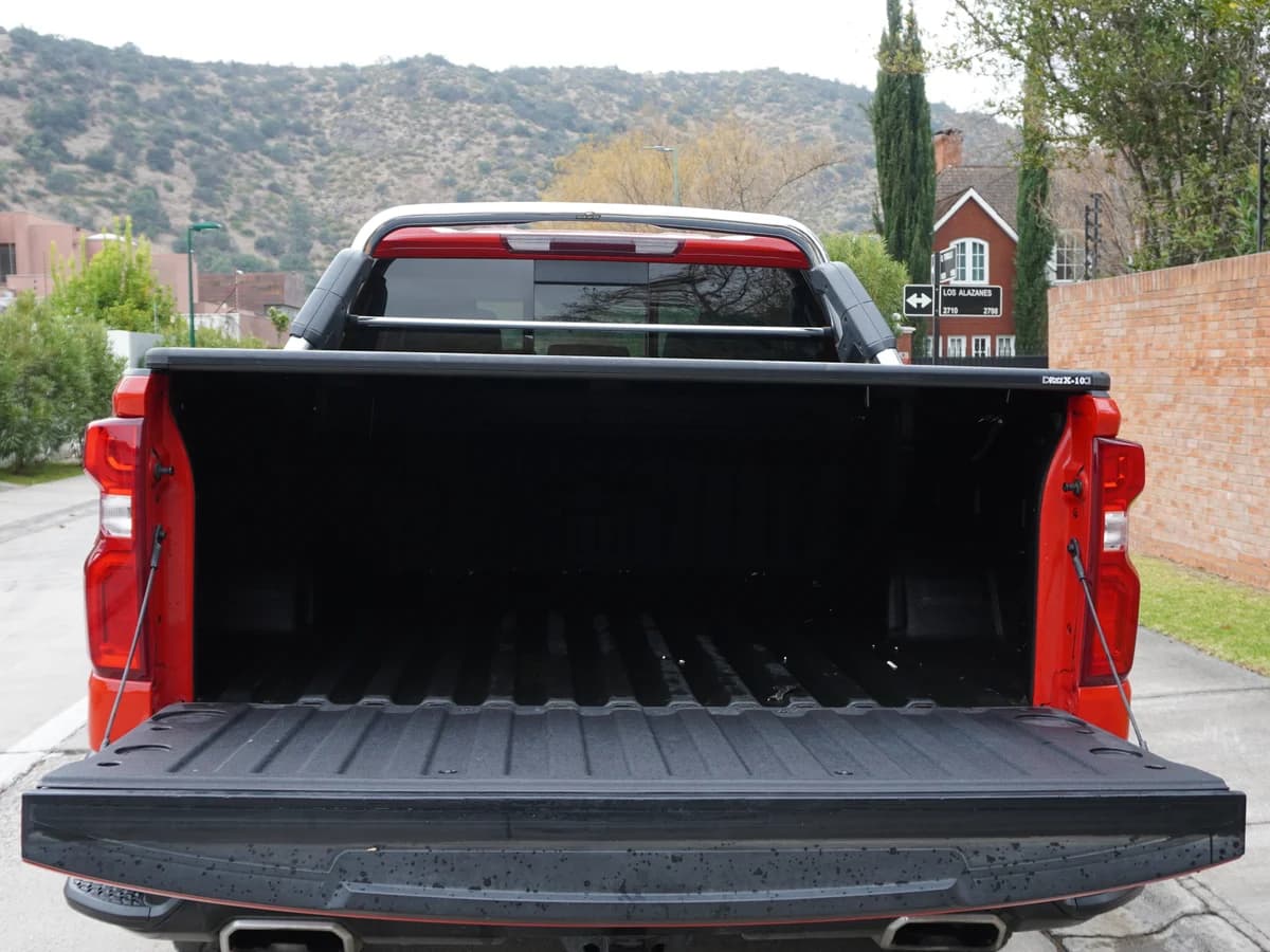Checrolet Silverado Trail Boss 5.3 LTS Año 2021 - Imagen 12