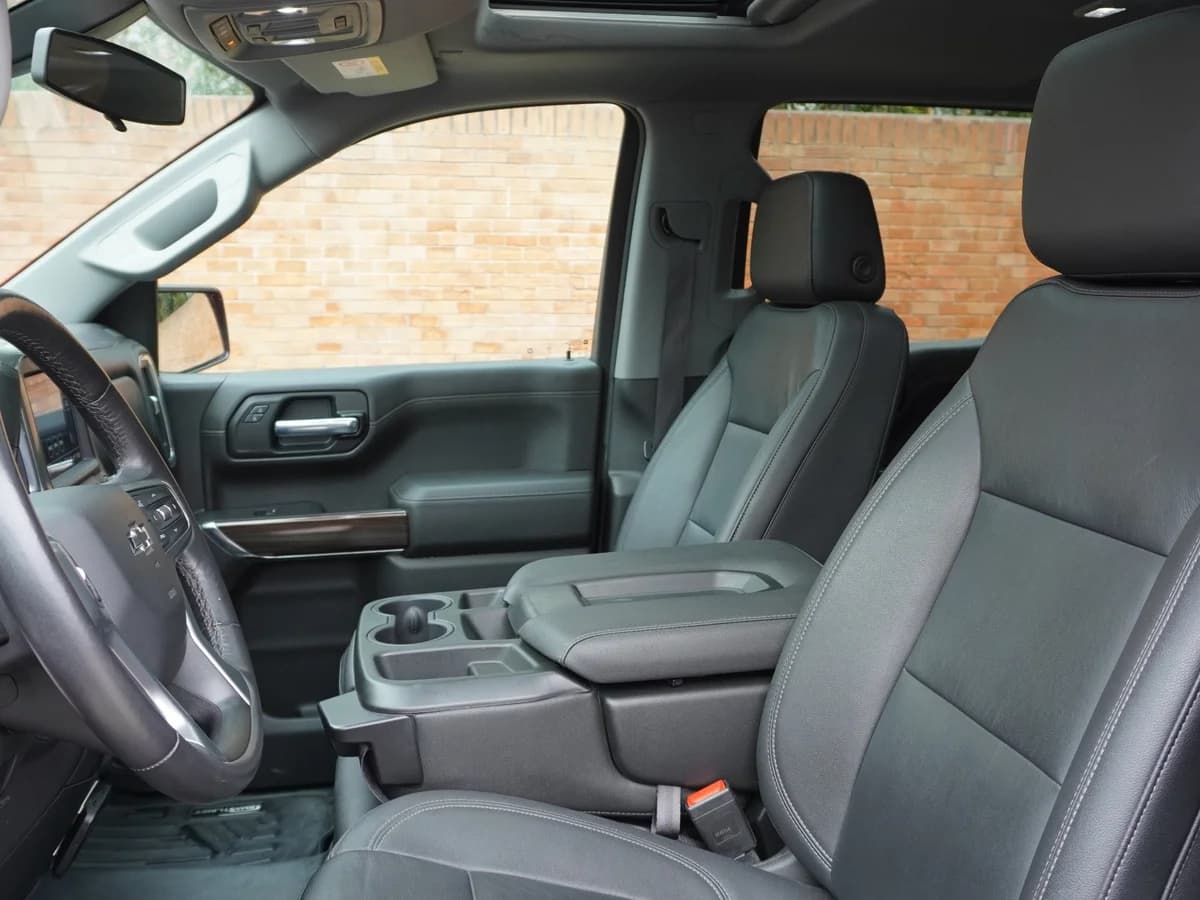Checrolet Silverado Trail Boss 5.3 LTS Año 2021 - Imagen 22