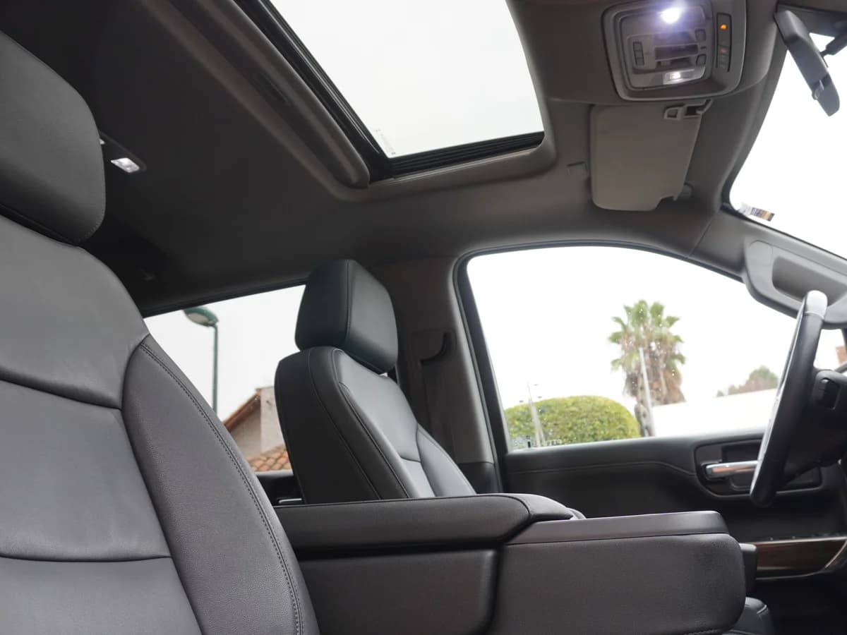 Checrolet Silverado Trail Boss 5.3 LTS Año 2021 - Imagen 26