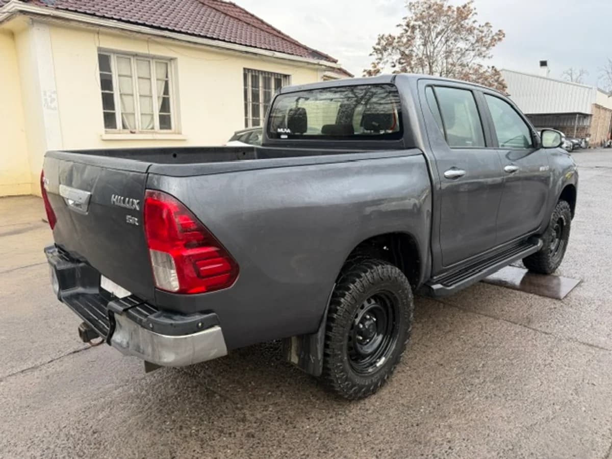 TOYOTA Hilux 2.7 2018 - Imagen 4