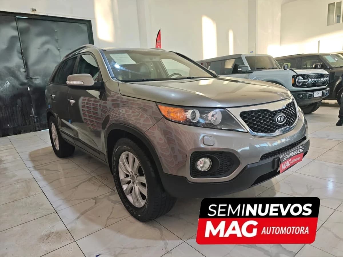 KIA Sorento 2.0 AUT 2012 - Imagen 3