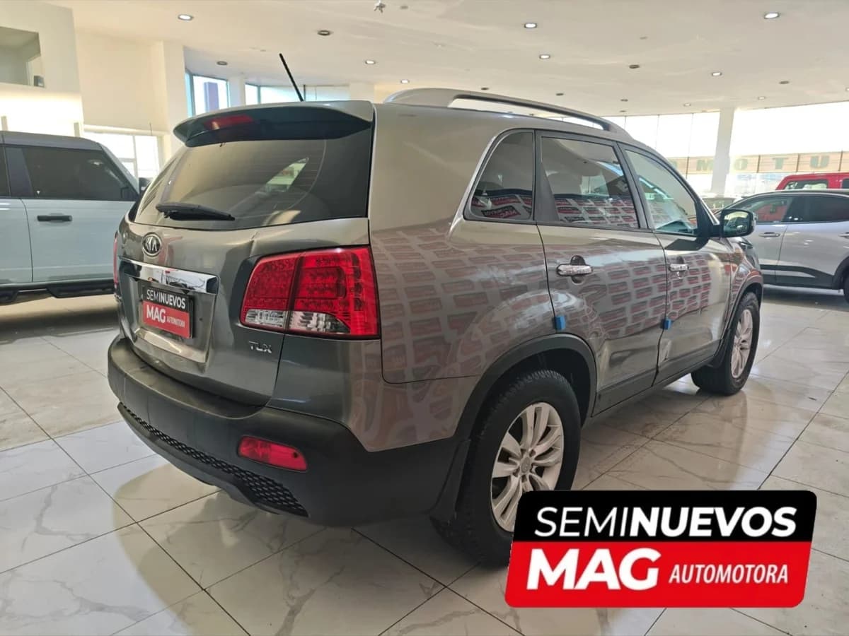 KIA Sorento 2.0 AUT 2012 - Imagen 4