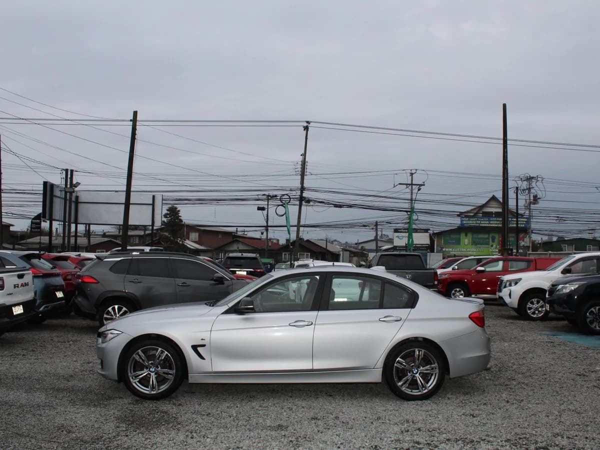 BMW 320I 2.0 MT. 2015 - Imagen 12