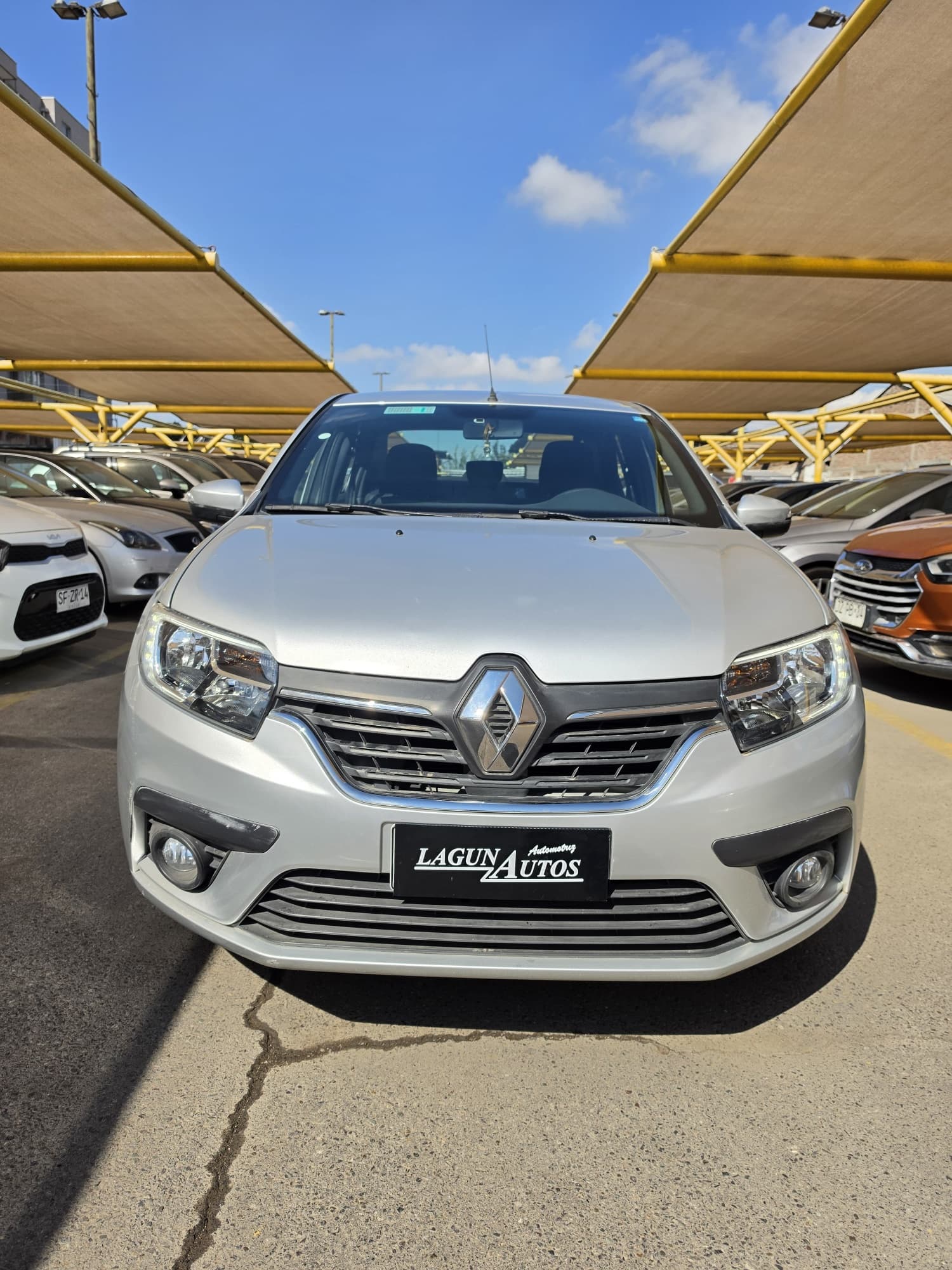 RENAULT Symbol Zen 1.6 2022 - Imagen 8