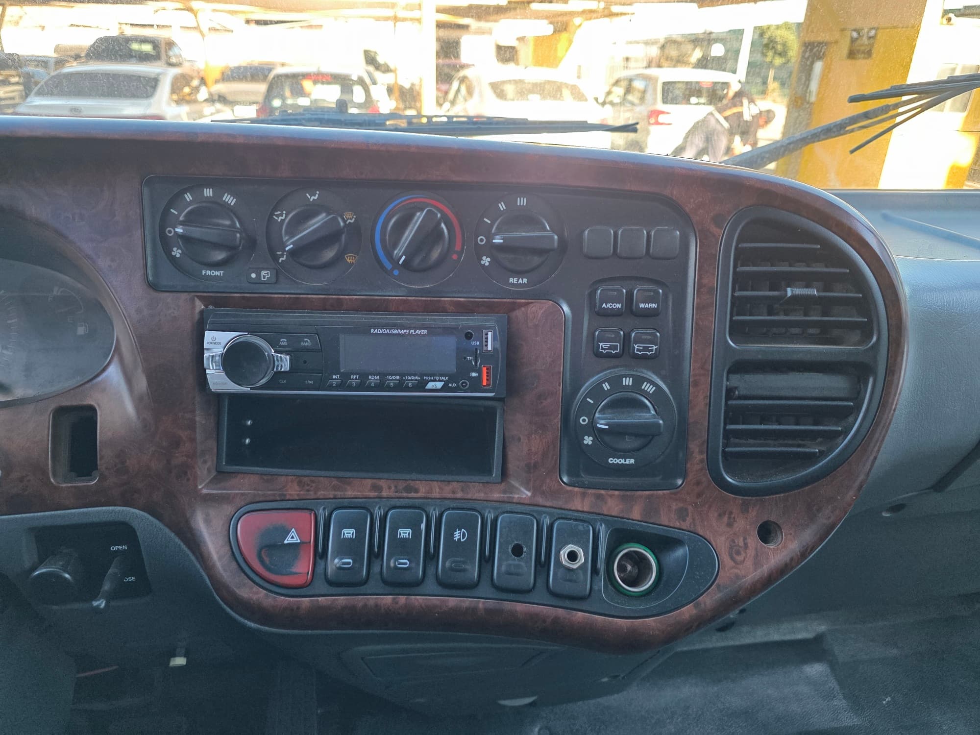 HYUNDAI County STD 18+1 2004 - Imagen 5