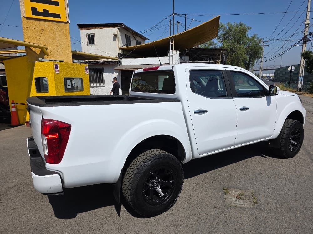 NISSAN Navara D-Cab MT 4x4 2.3 2022 - Imagen 6
