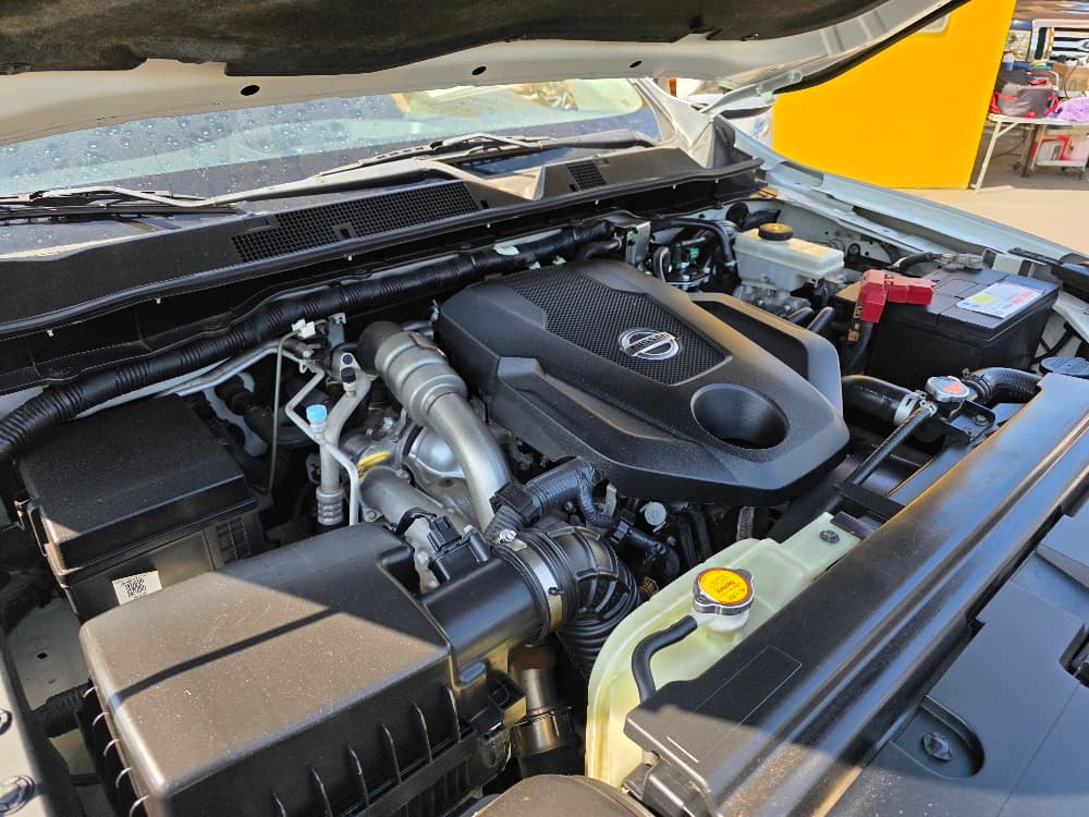 NISSAN Navara D-Cab MT 4x4 2.3 2022 - Imagen 4