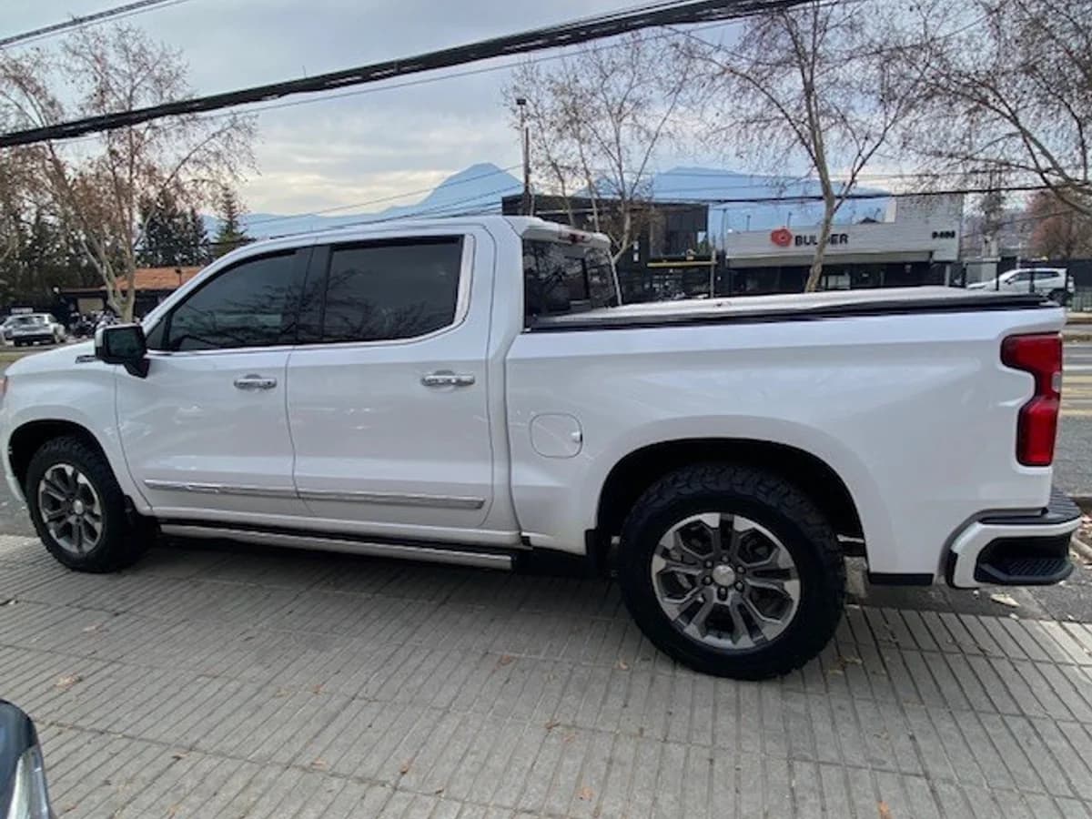 CHEVROLET SILVERADO Diesel 3.0 TD 2023 - Imagen 4