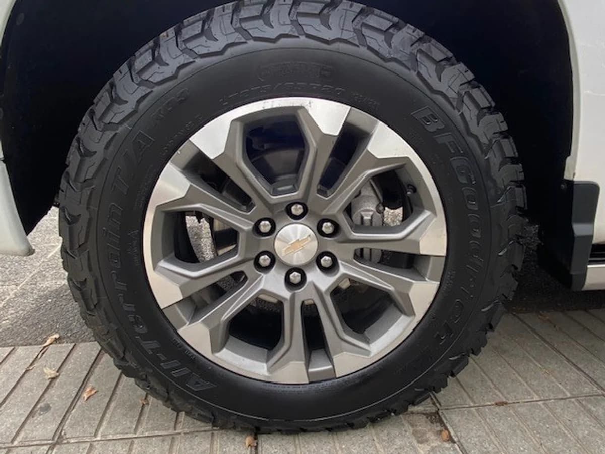 CHEVROLET SILVERADO Diesel 3.0 TD 2023 - Imagen 25