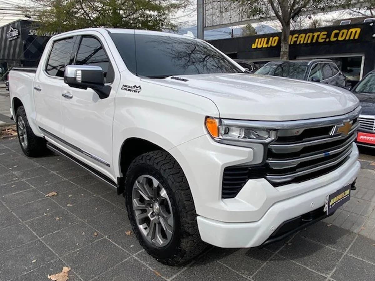 CHEVROLET SILVERADO Diesel 3.0 TD 2023 - Imagen 5