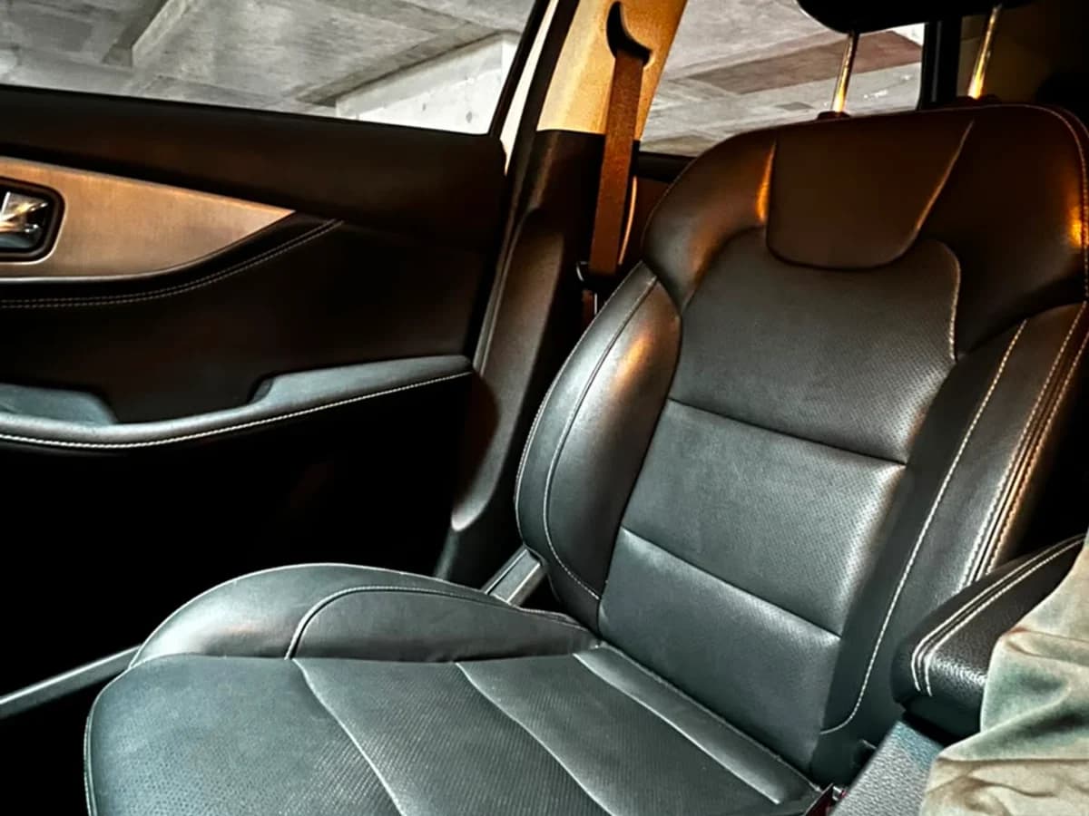 DFSK SUV 560 COMFORT 1.8L 4X2 MT5 5P año 2024 - Imagen 9
