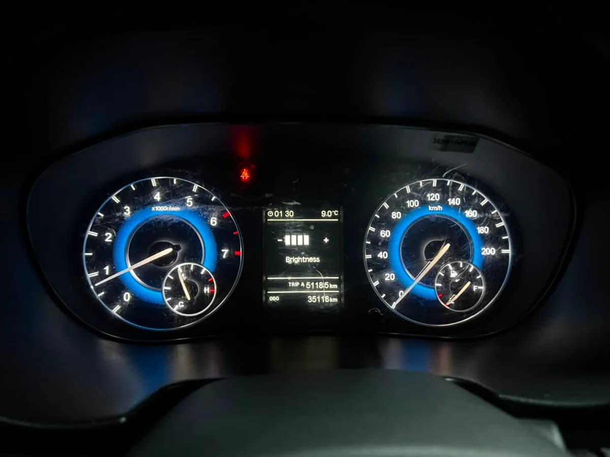 DFSK SUV 560 COMFORT 1.8L 4X2 MT5 5P año 2024 - Imagen 15