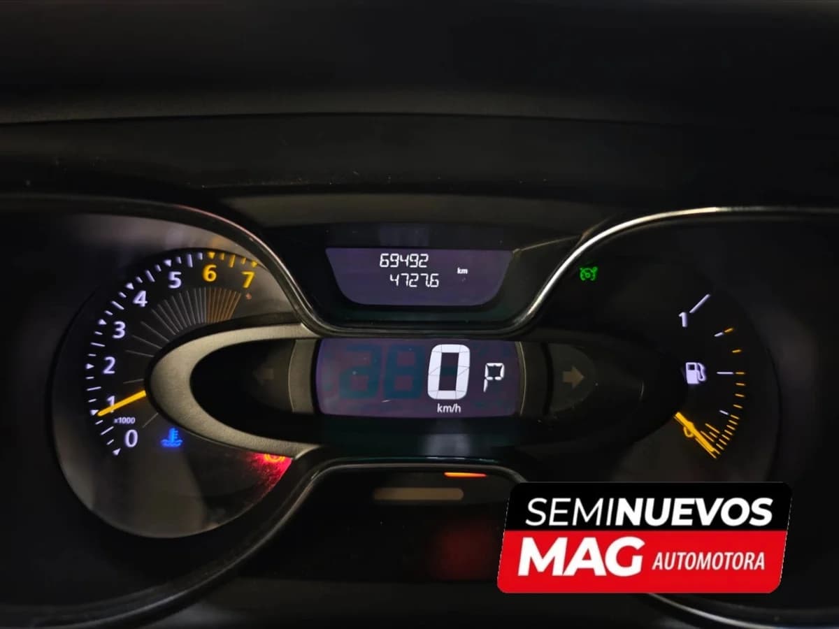 RENAULT CAPTUR DYNAMIQUE 1.2 AUT 2015 - Imagen 6