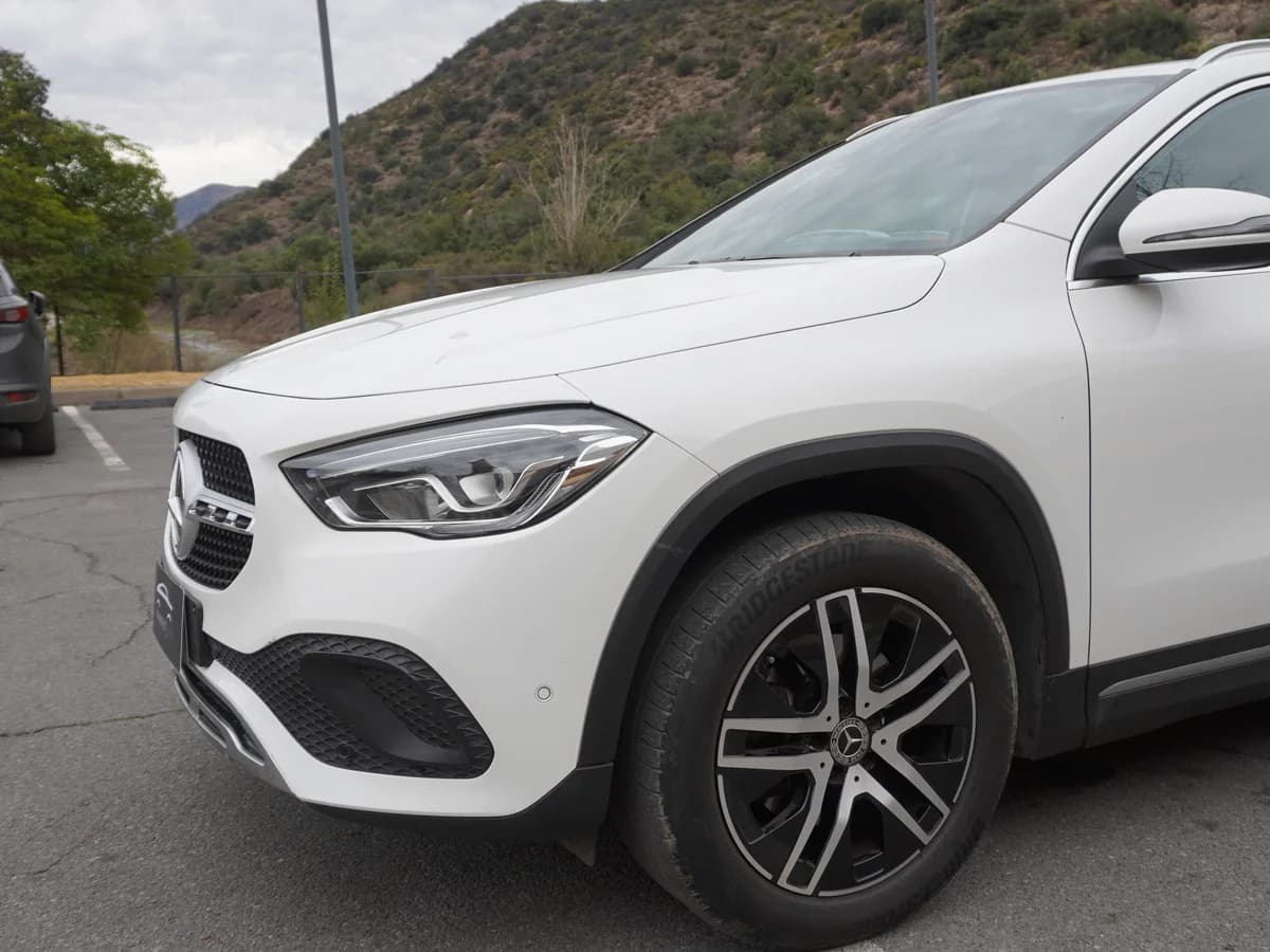 Mercedes Benz GlA 200 año 2022 - Imagen 9