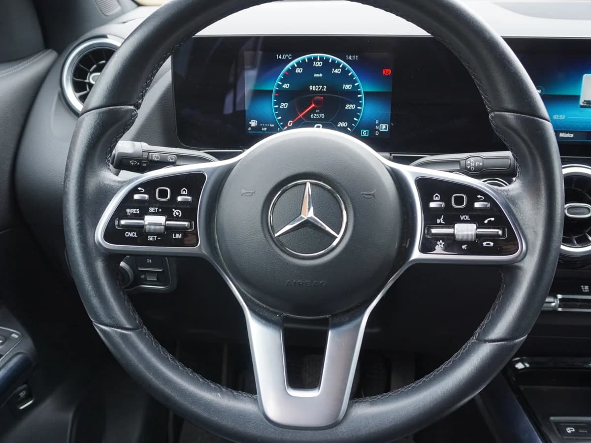 Mercedes Benz GlA 200 año 2022 - Imagen 20