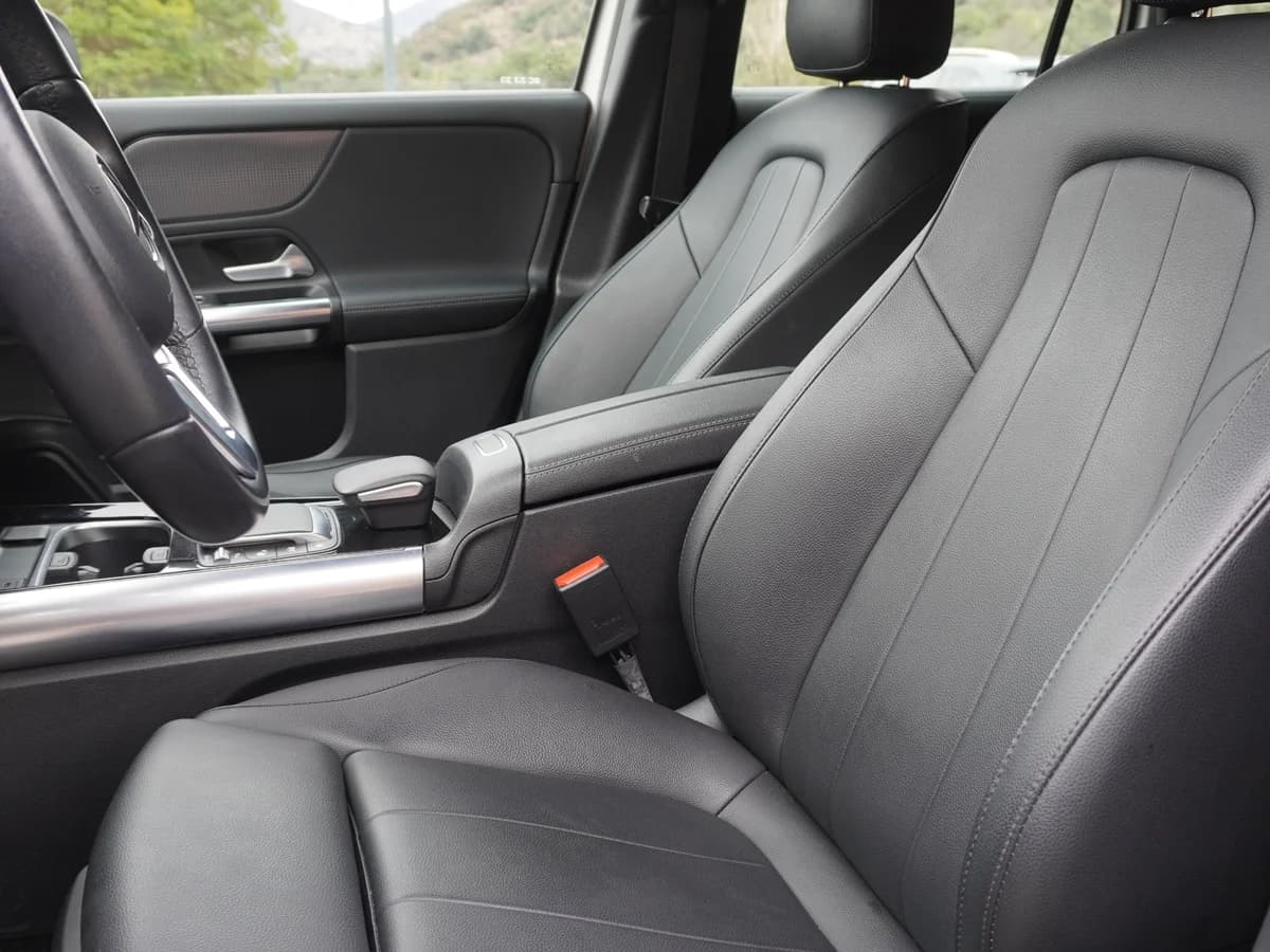 Mercedes Benz GlA 200 año 2022 - Imagen 25