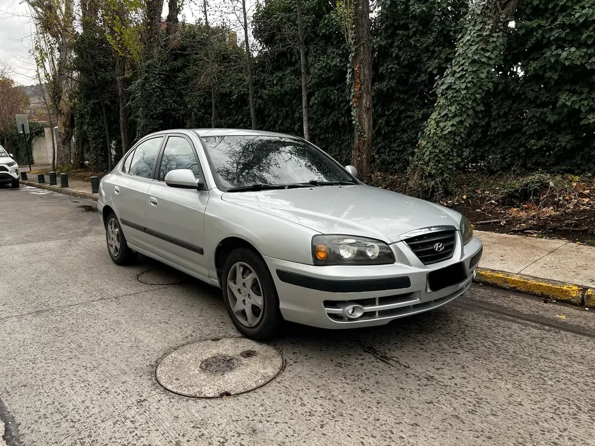 HYUNDAI ELANTRA 1.8 GLS AC AT 4P AÑO 2004 - Imagen 1