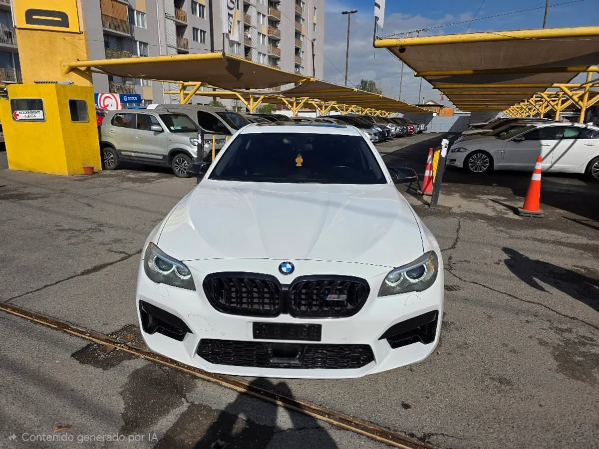 BMW 530 3.0 LCI PREMIUM DIESEL 4X2 AT 4P 2015 - Imagen 2