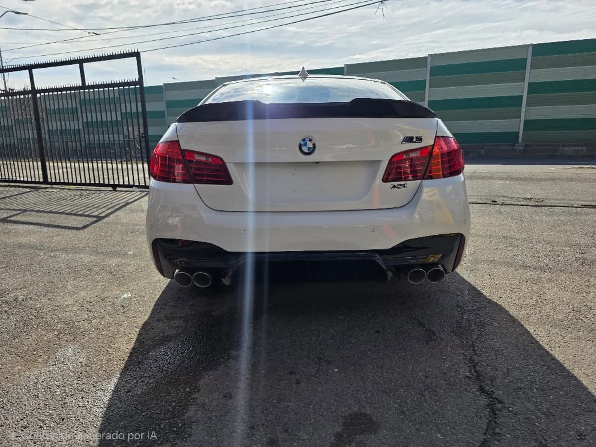 BMW 530 3.0 LCI PREMIUM DIESEL 4X2 AT 4P 2015 - Imagen 5