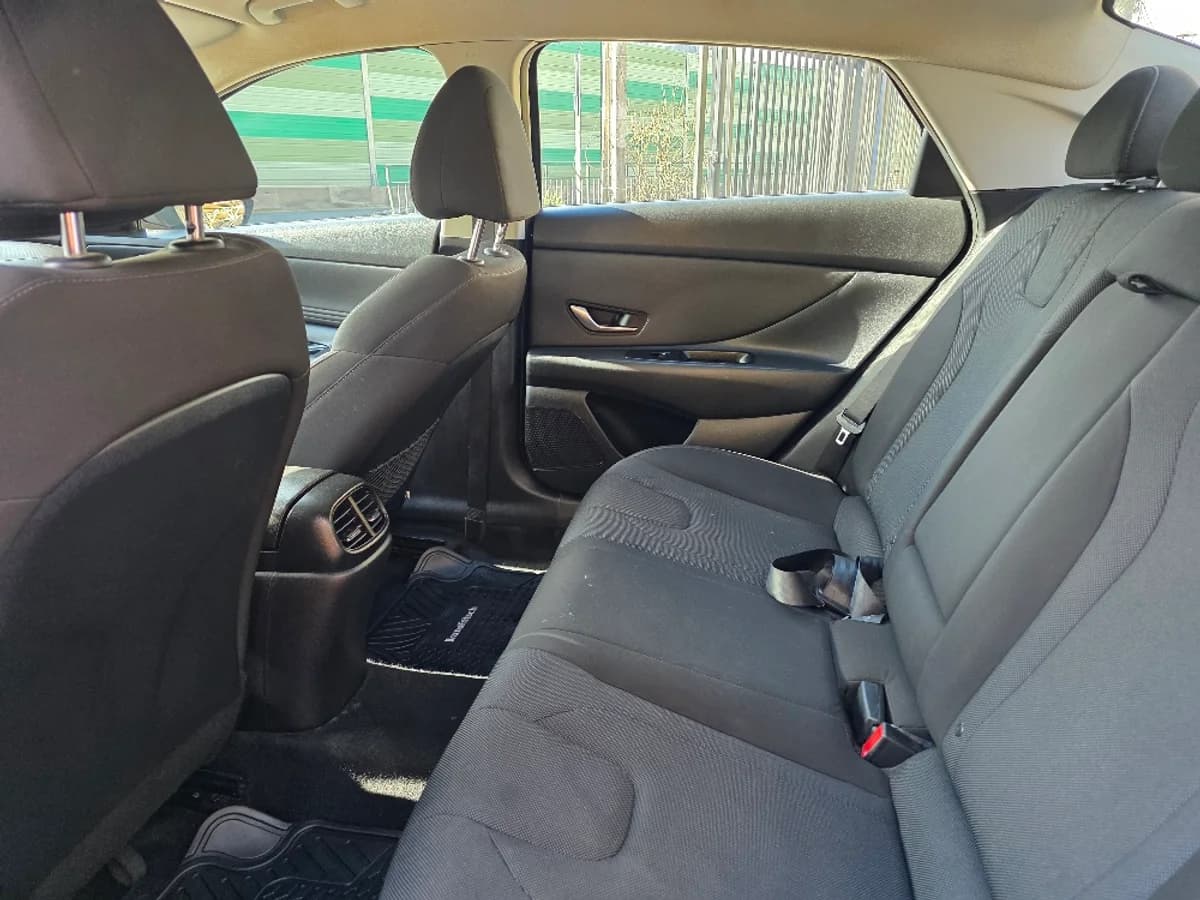 HYUNDAI ELANTRA 2.0 CN7 AT 2021 - Imagen 9