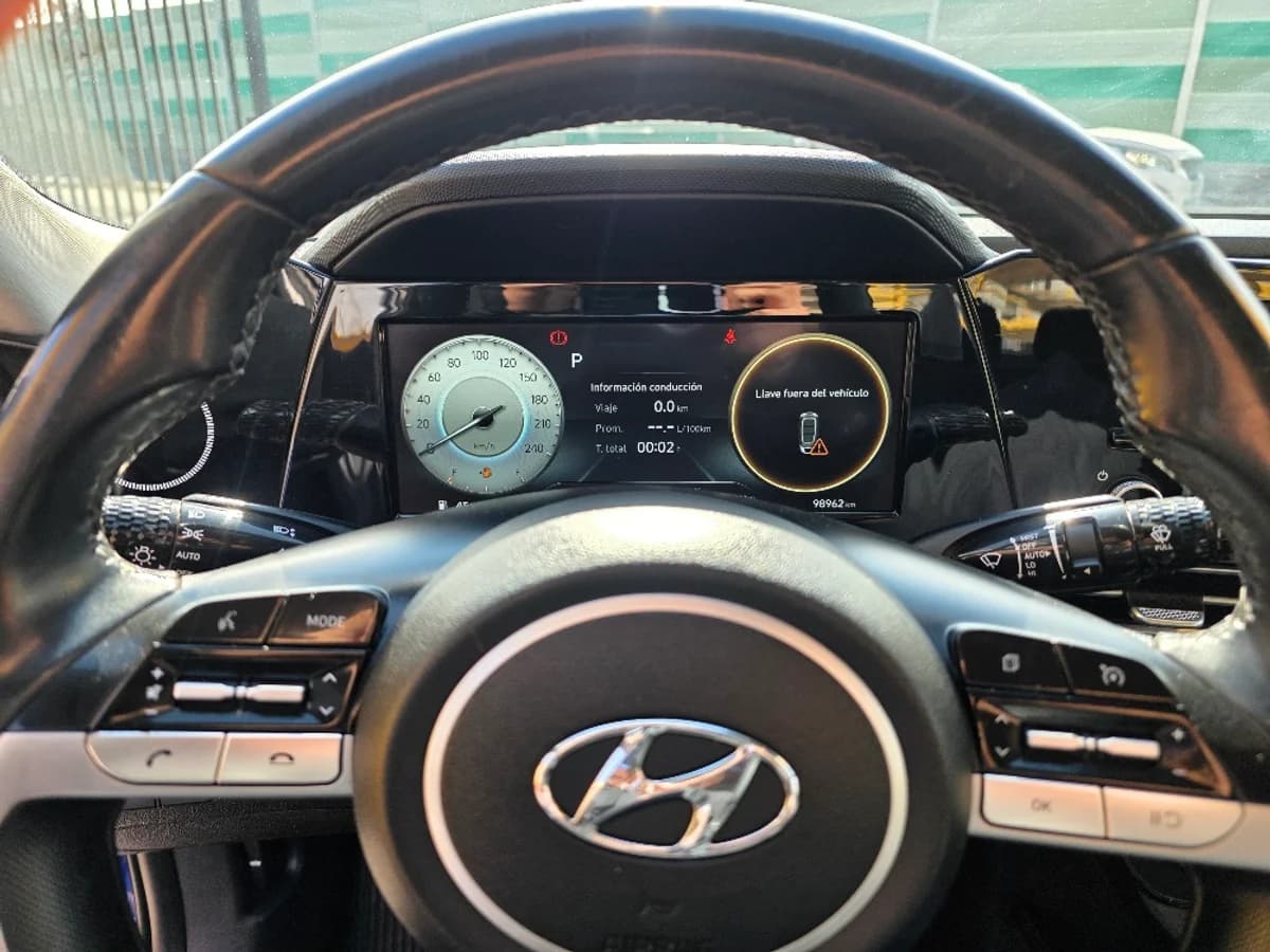 HYUNDAI ELANTRA 2.0 CN7 AT 2021 - Imagen 14