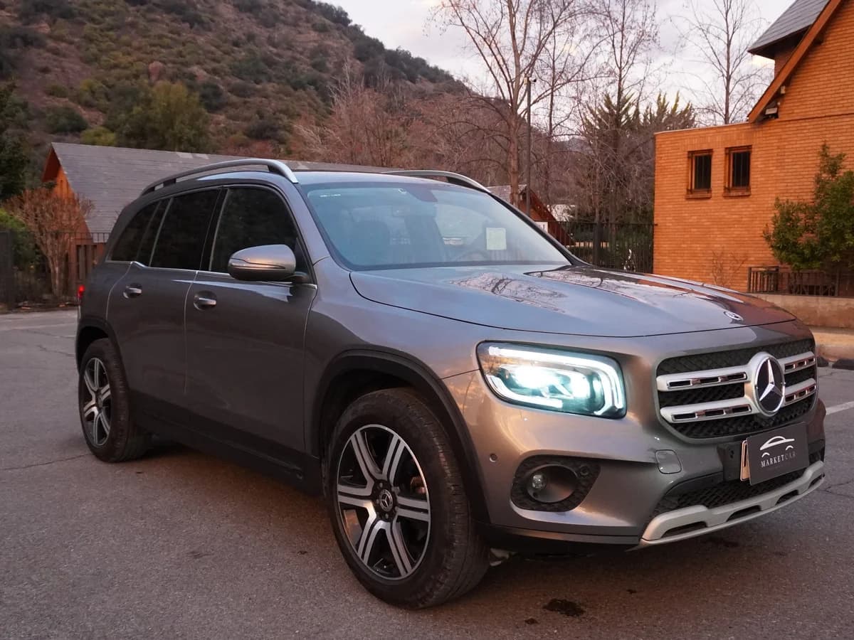 Mercedes Benz GLB 200 7 Pasajeros Año 2022 - Imagen 3