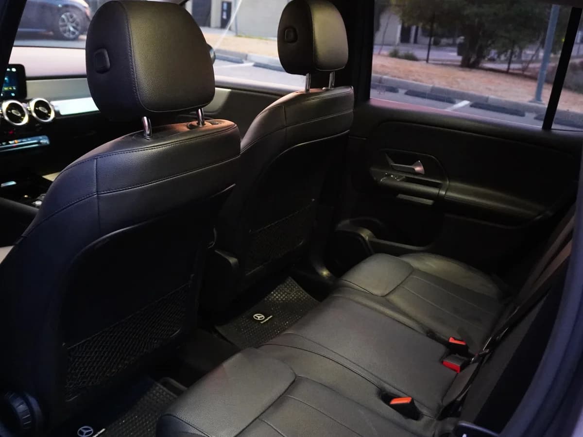 Mercedes Benz GLB 200 7 Pasajeros Año 2022 - Imagen 19