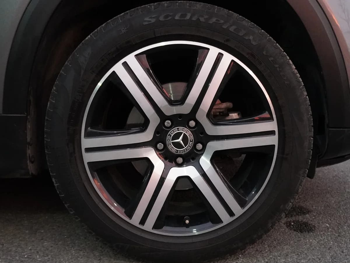 Mercedes Benz GLB 200 7 Pasajeros Año 2022 - Imagen 30