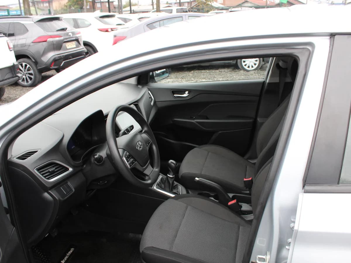 HYUNDAI Accent HCI 1.4 2021 - Imagen 11