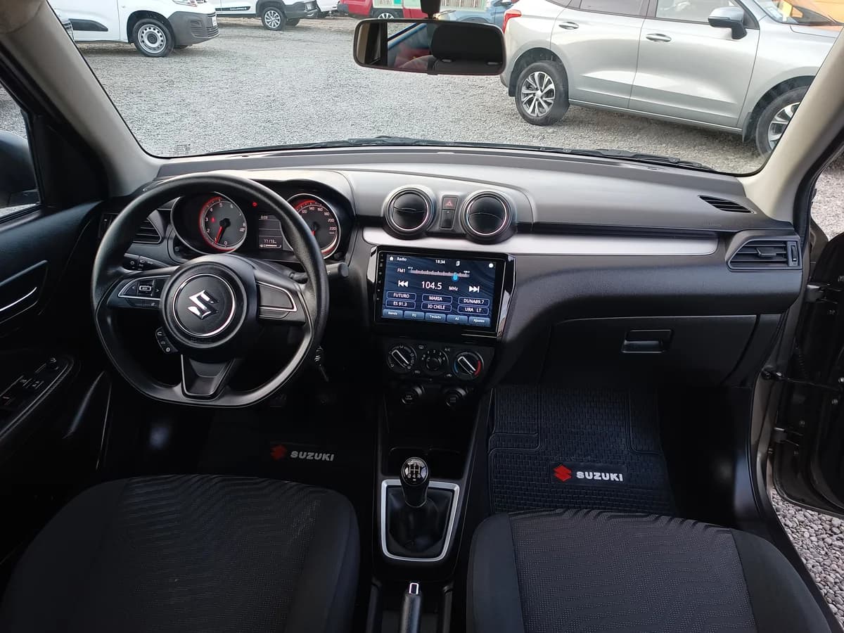 SUZUKI Swift 1.2 2024 - Imagen 5