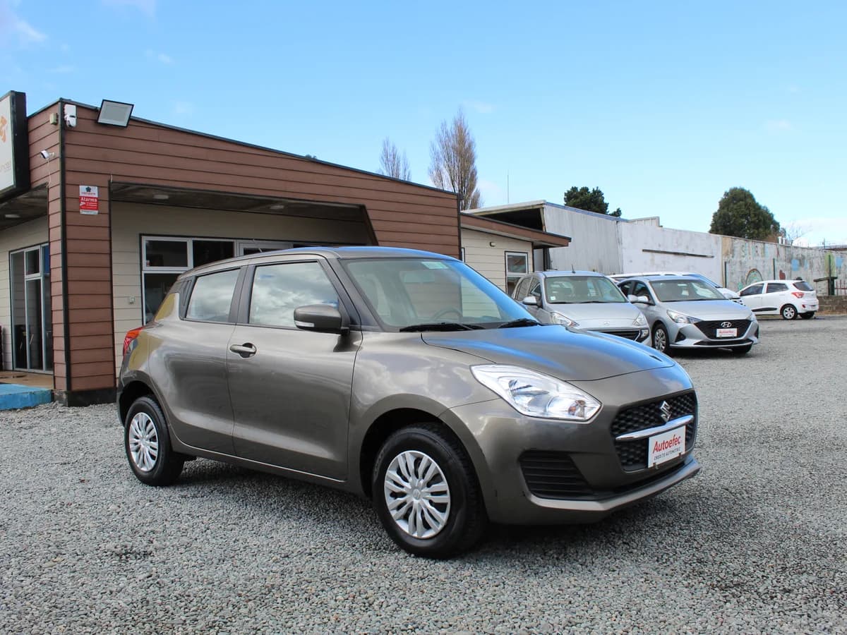 SUZUKI Swift 1.2 2024 - Imagen 4