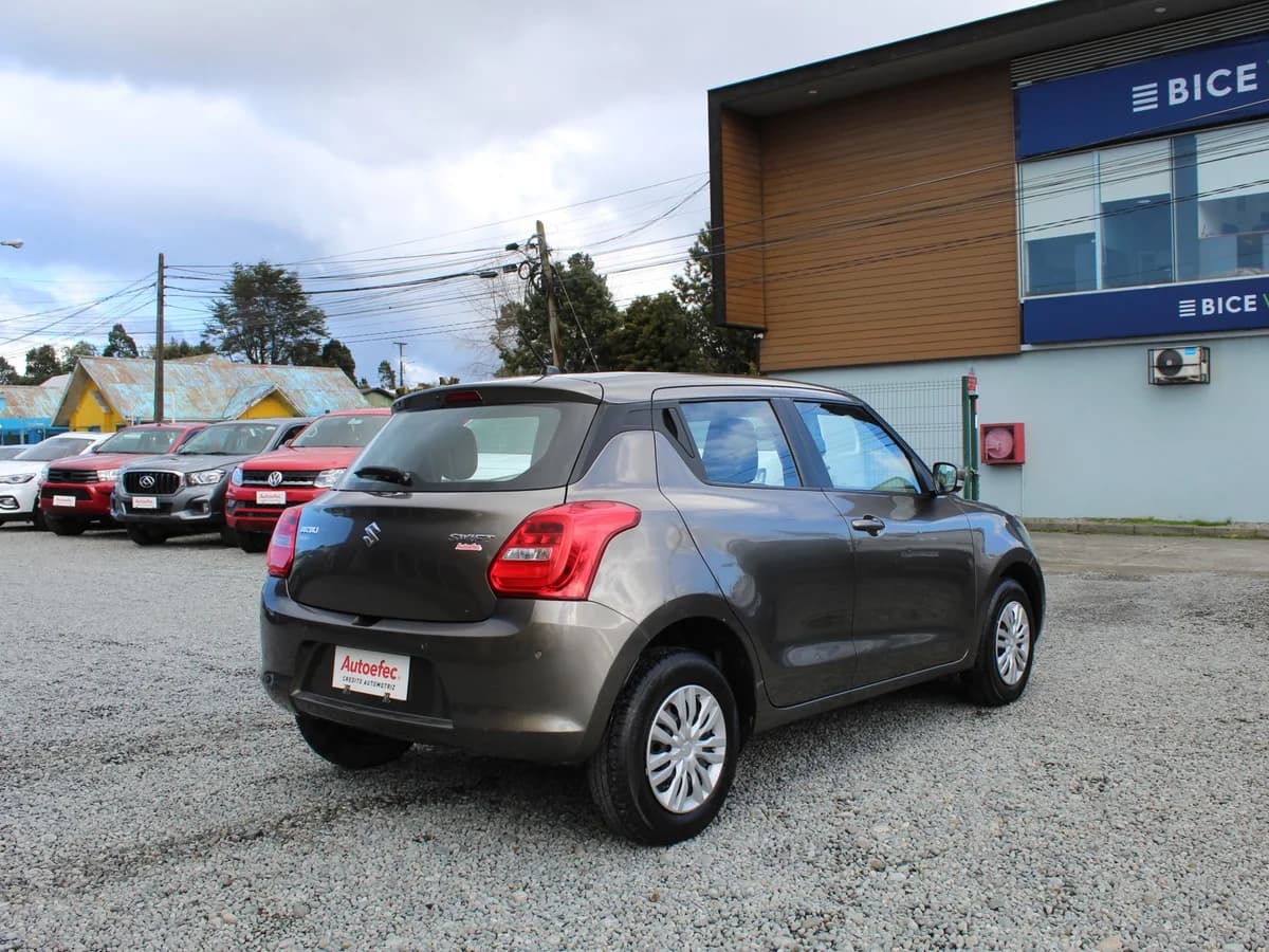 SUZUKI Swift 1.2 2024 - Imagen 9
