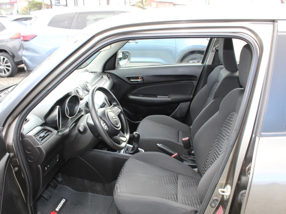 SUZUKI Swift 1.2 2024 - Imagen 12