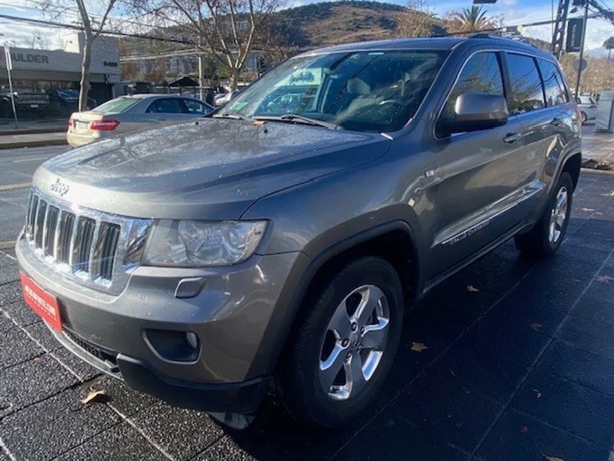 JEEP GRAND CHEROKEE Laredo 3.6 2013 - Imagen 1