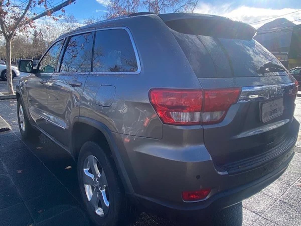 JEEP GRAND CHEROKEE Laredo 3.6 2013 - Imagen 4
