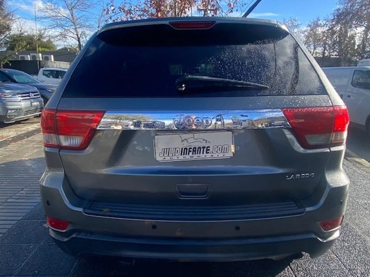 JEEP GRAND CHEROKEE Laredo 3.6 2013 - Imagen 6