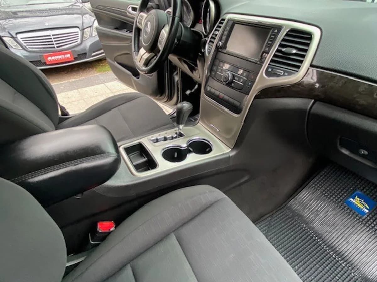 JEEP GRAND CHEROKEE Laredo 3.6 2013 - Imagen 11