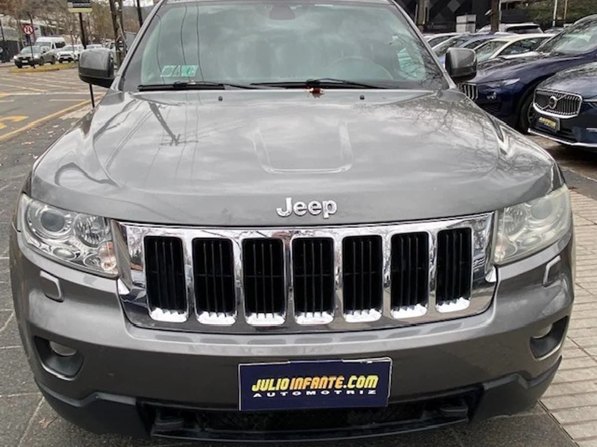 JEEP GRAND CHEROKEE Laredo 3.6 2013 - Imagen 6