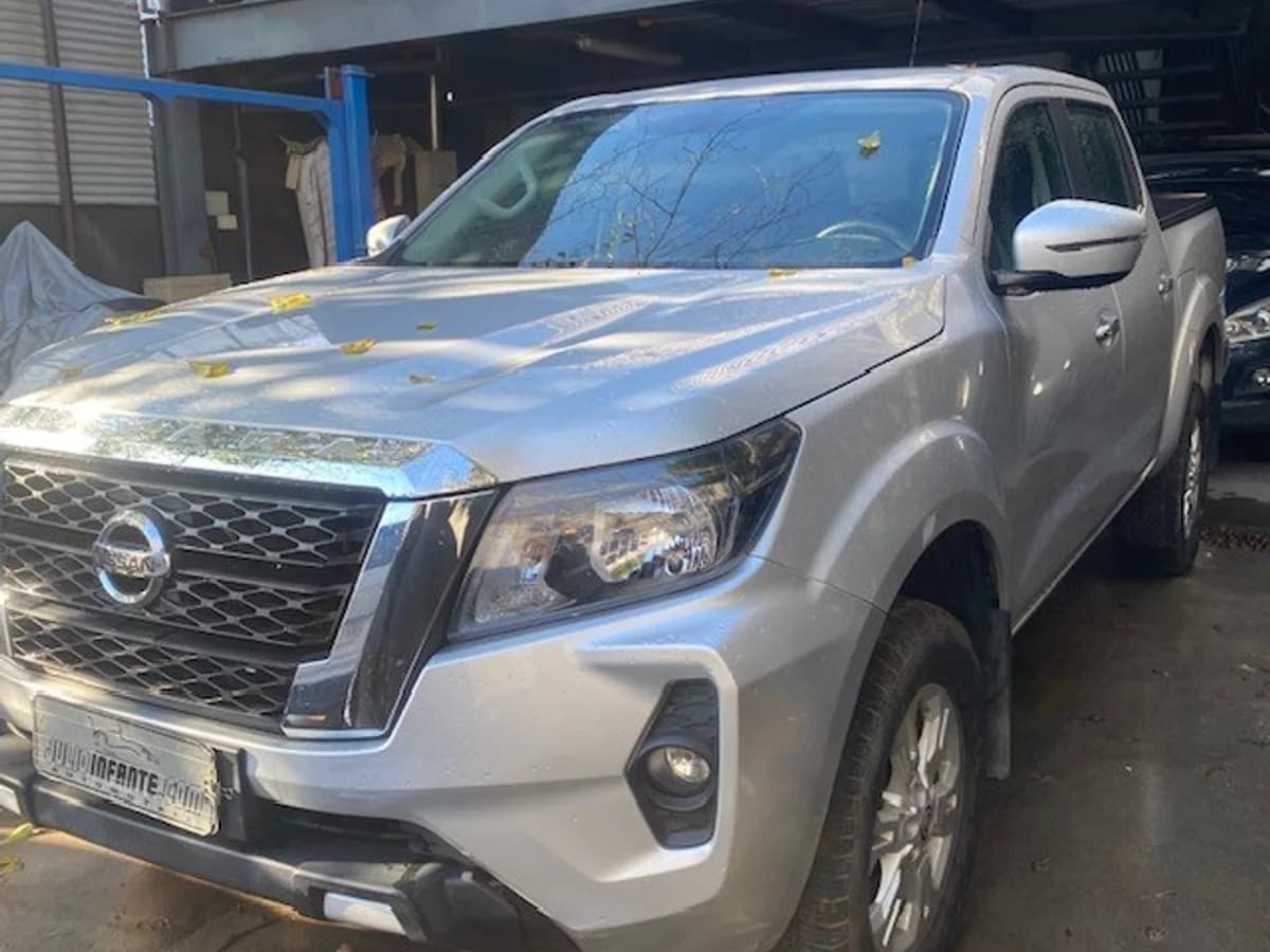NISSAN NAVARA DC XE 2.3D AT 4x4 2022 - Imagen 1