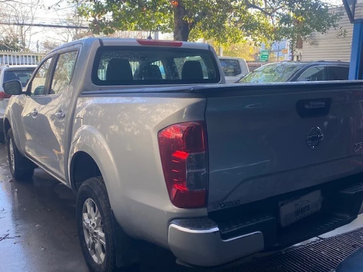 NISSAN NAVARA DC XE 2.3D AT 4x4 2022 - Imagen 2