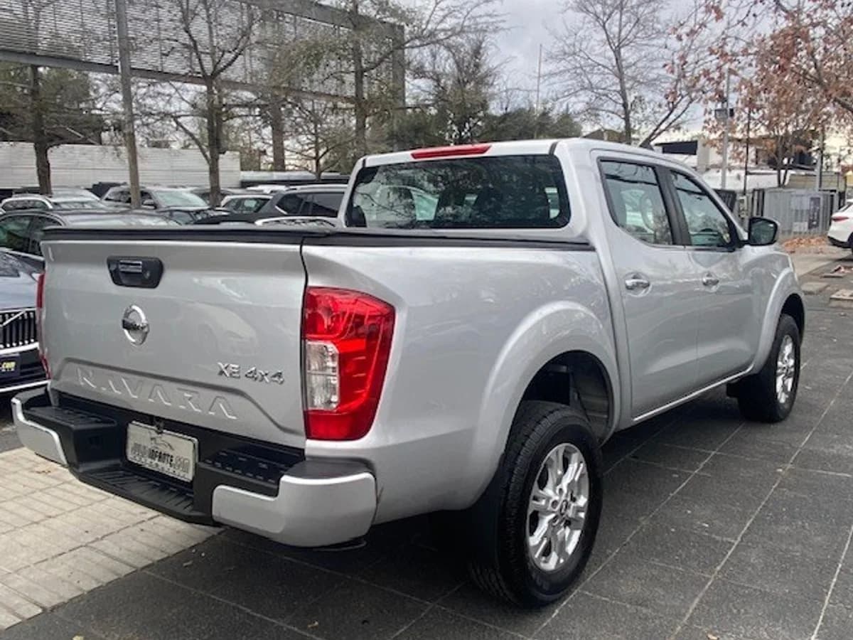 NISSAN NAVARA DC XE 2.3D AT 4x4 2022 - Imagen 2