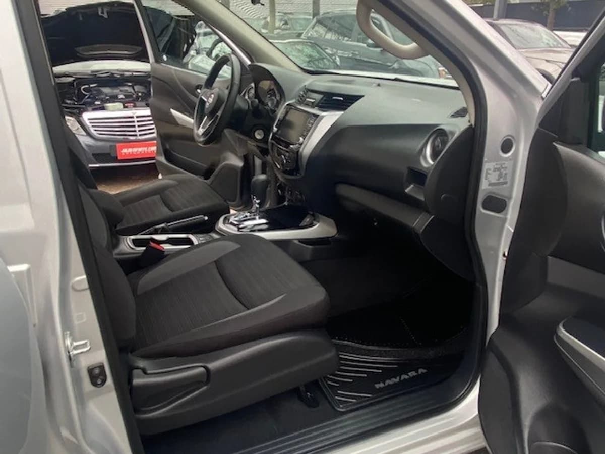 NISSAN NAVARA DC XE 2.3D AT 4x4 2022 - Imagen 15