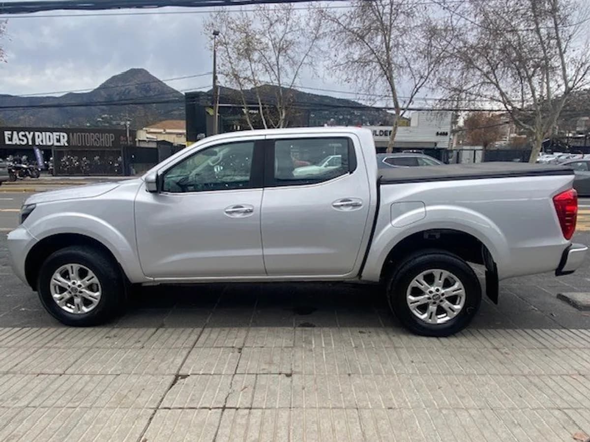 NISSAN NAVARA DC XE 2.3D AT 4x4 2022 - Imagen 4
