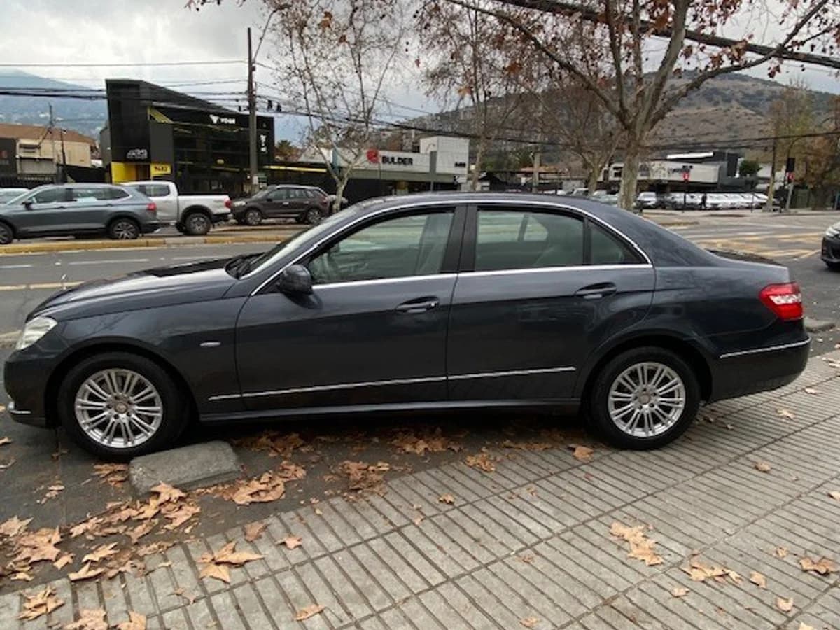 MERCEDES-BENZ E250 1.8 cuero sunroof 2011 - Imagen 4